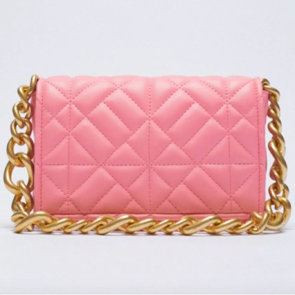 Zara Quilted Chain Strap Shoulder Bag in Pink